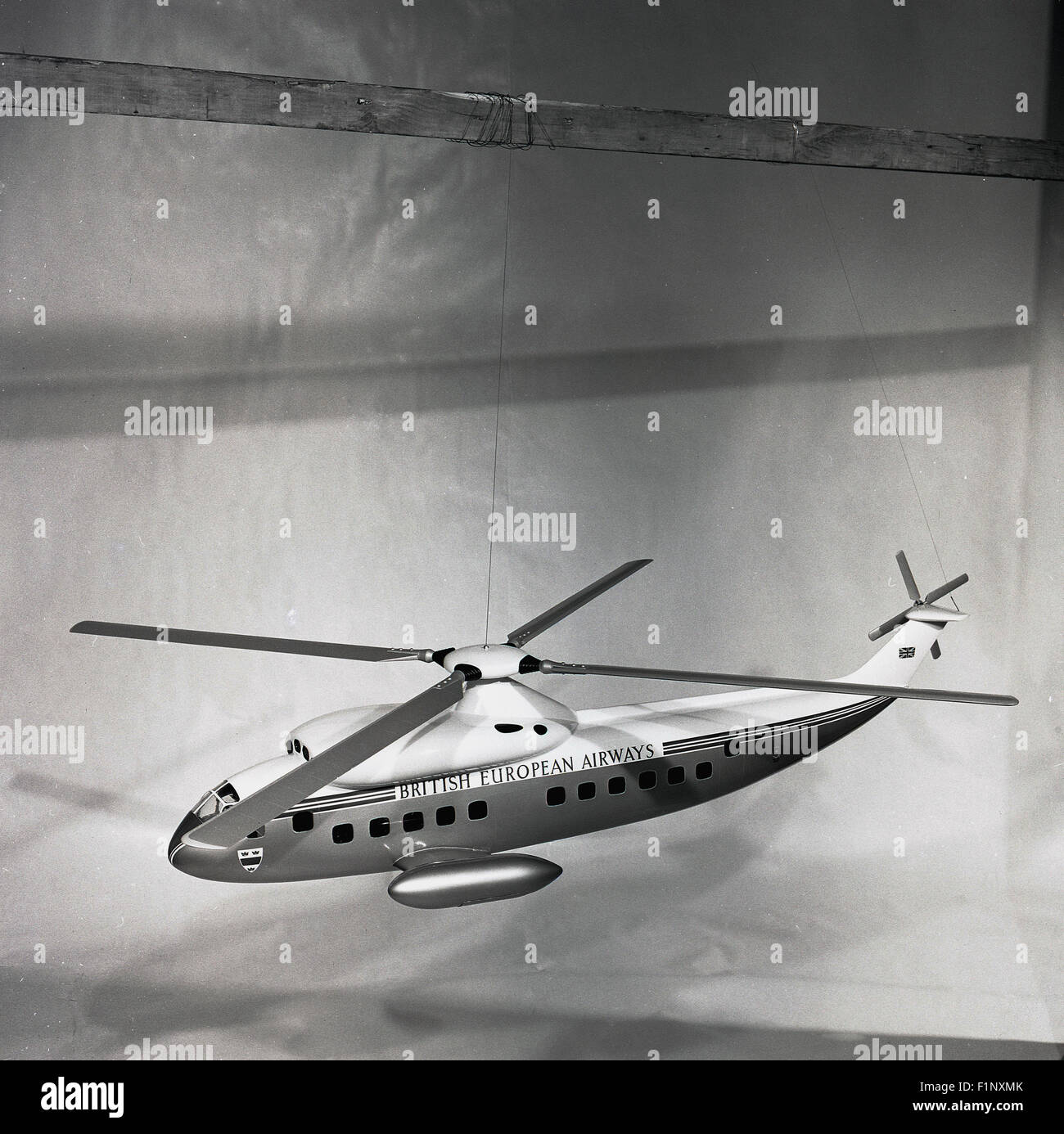Storico degli anni cinquanta, la foto che mostra un modello di un British European Airways elicottero. Si è fusa con BOAC nel 1974 per formare la British Airways. Foto Stock