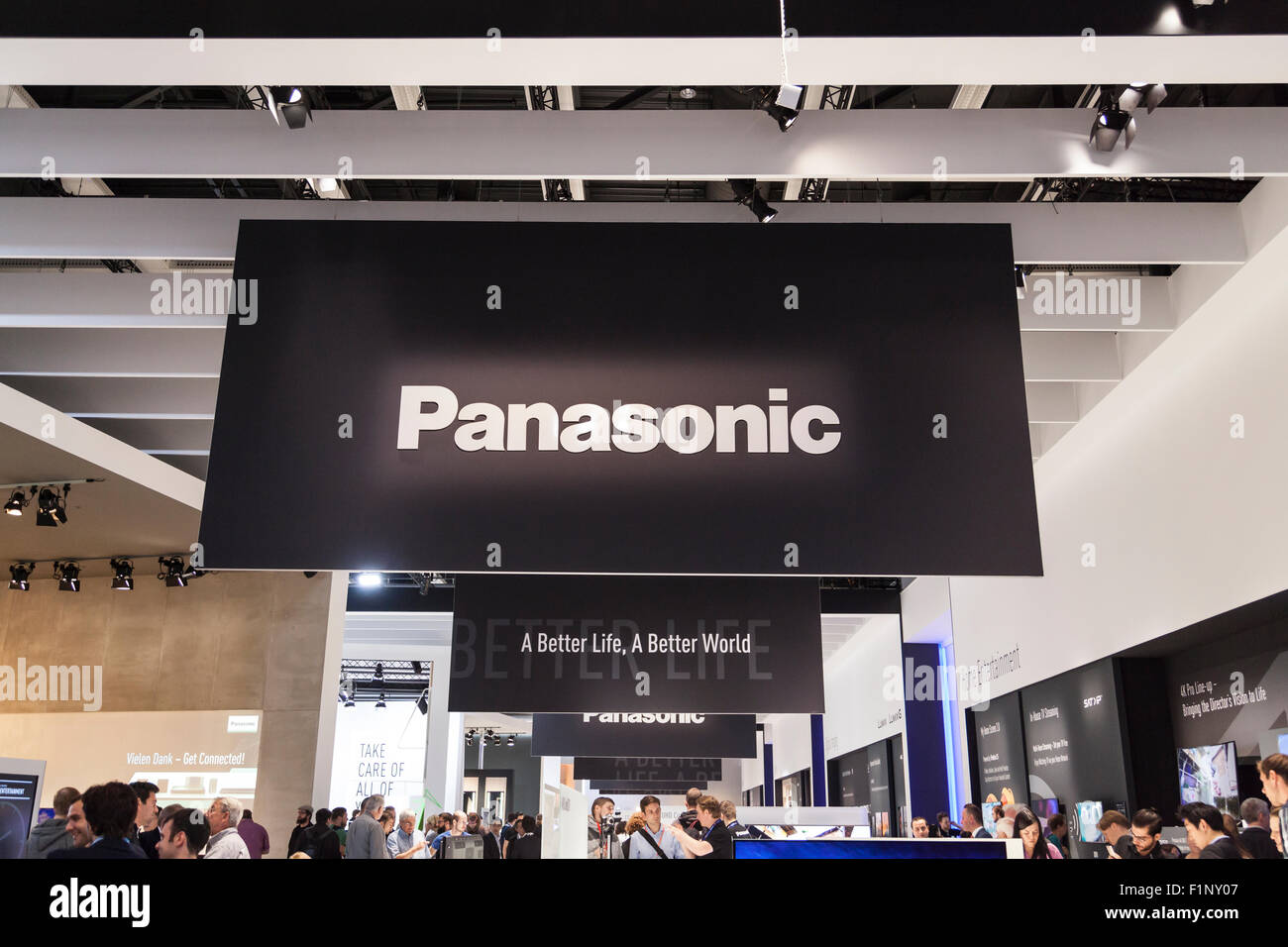 Berlino, Germania. Il 4 settembre, 2015. IFA 2015, Panasonic hall e il logo di credito: Stefan Papp/Alamy Live News Foto Stock