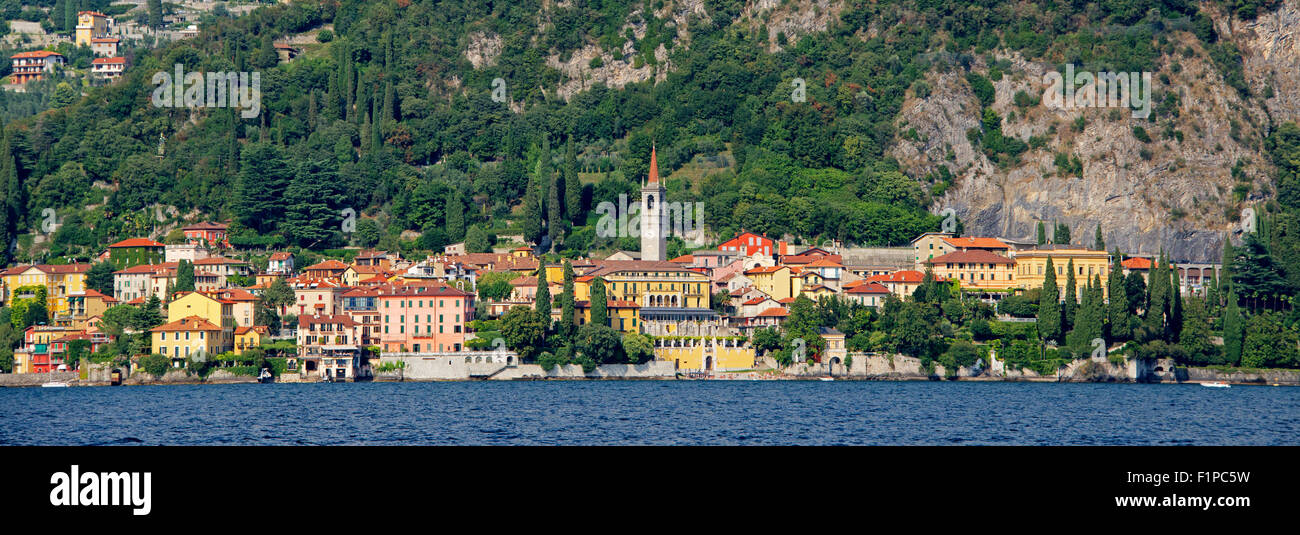 Vista panoramica Varenna sul lago di Como lombardia italia Foto Stock