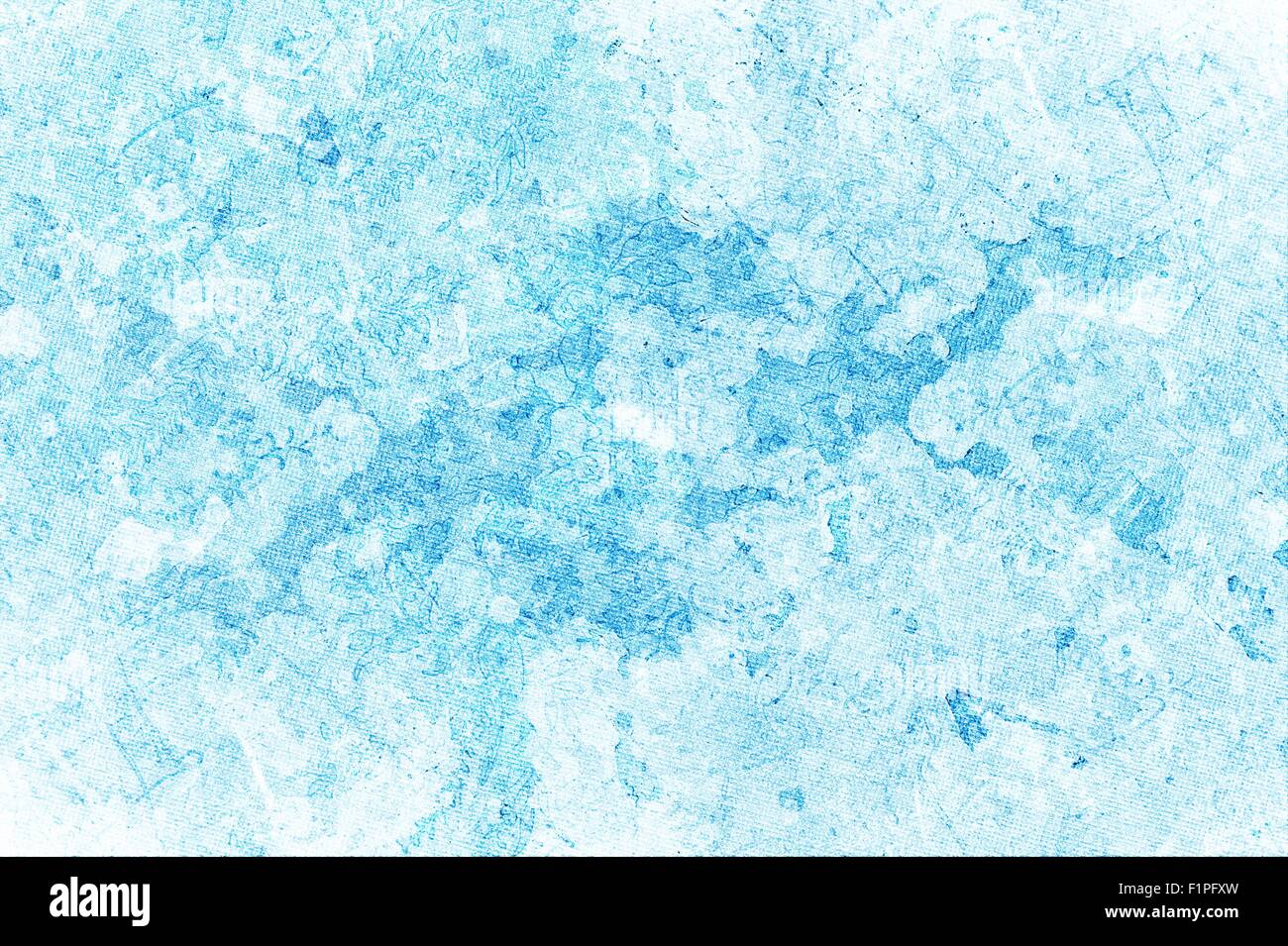 Floral azzurro sfondo Fabric-Grungy. Luce corrosi sfondo blu con elementi floreali. Foto Stock