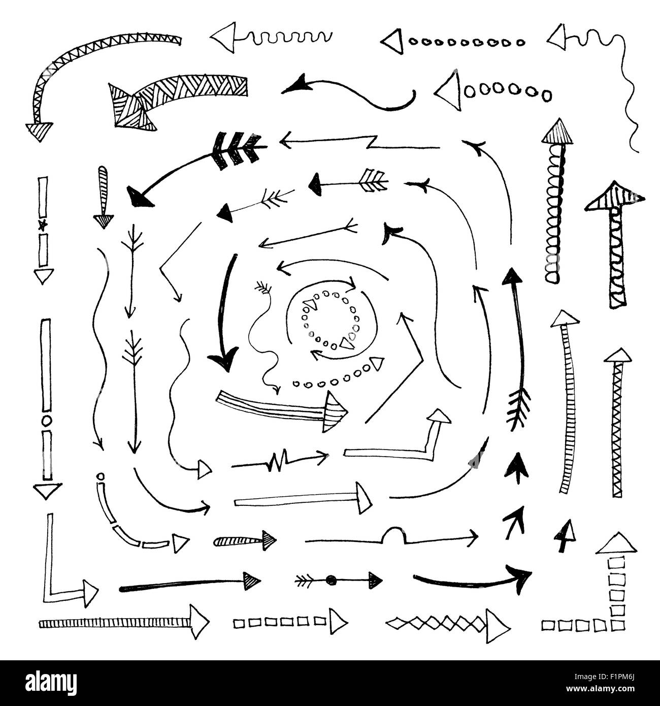 Disegnato a mano set frecce isolati su sfondo bianco illustrazione vettoriale Illustrazione Vettoriale