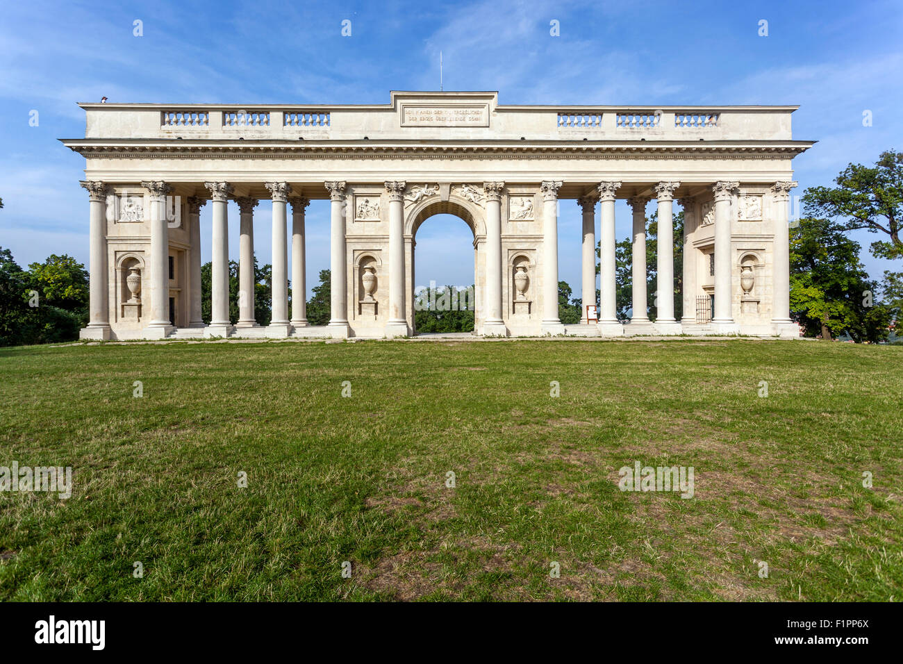 Summerhouse colonnato, Valtice, UNESCO, Sud Moravia Repubblica Ceca, Europa Foto Stock