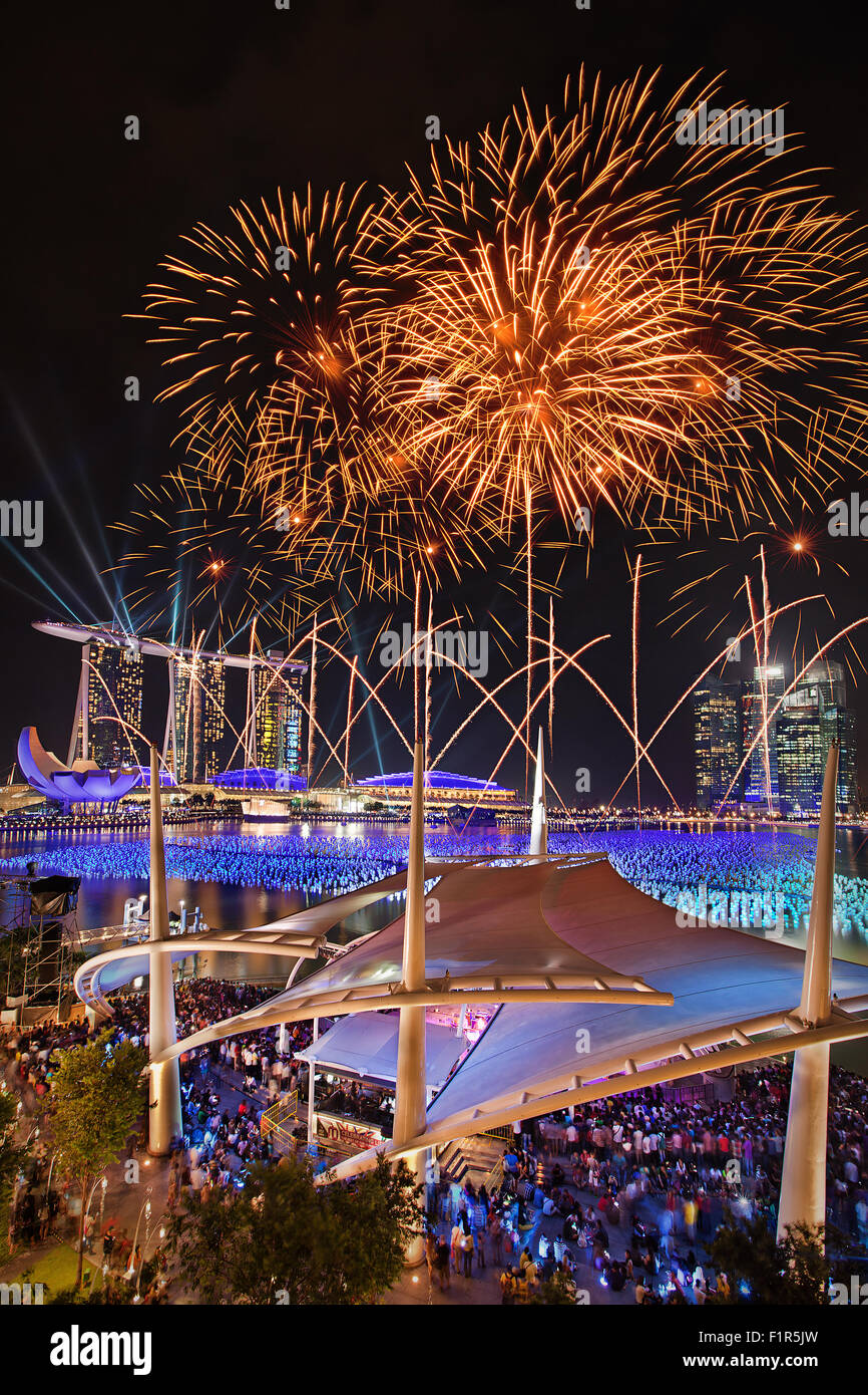 Fuochi d'artificio di Marina Bay, Singapore Foto Stock
