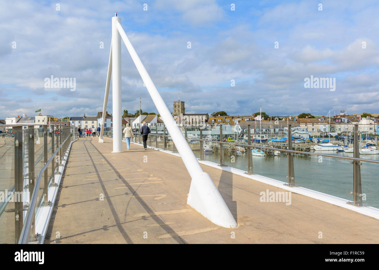 Il nuovo traghetto Adur ponte in Shoreham dal mare, West Sussex, in Inghilterra, Regno Unito. Foto Stock