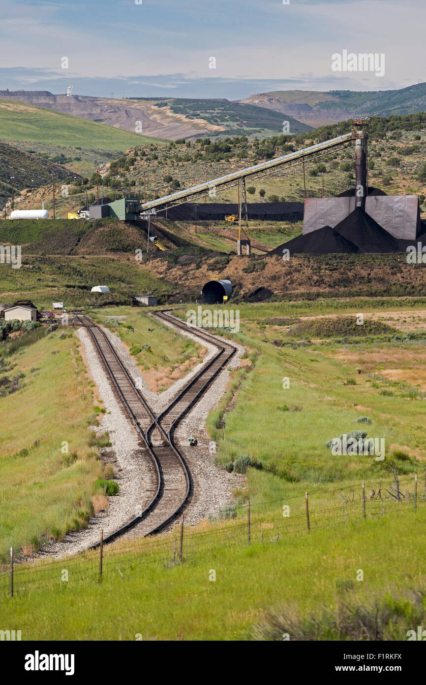 Meeker, Colorado - una risorsa per il caricamento del carbone dalla miniera Colowyo su vagoni ferroviari. Foto Stock