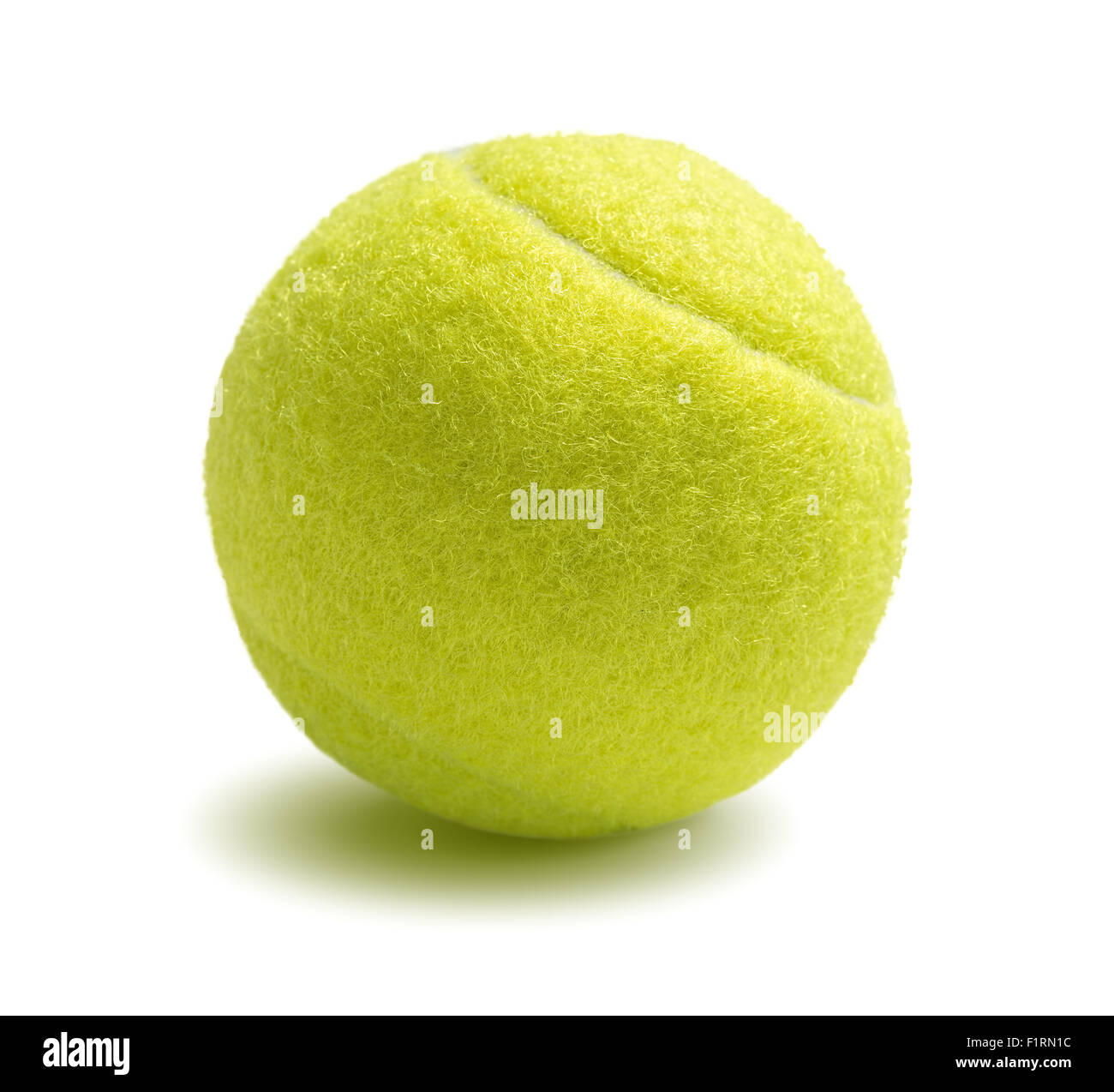 Palla da tennis su sfondo bianco isolato Foto Stock