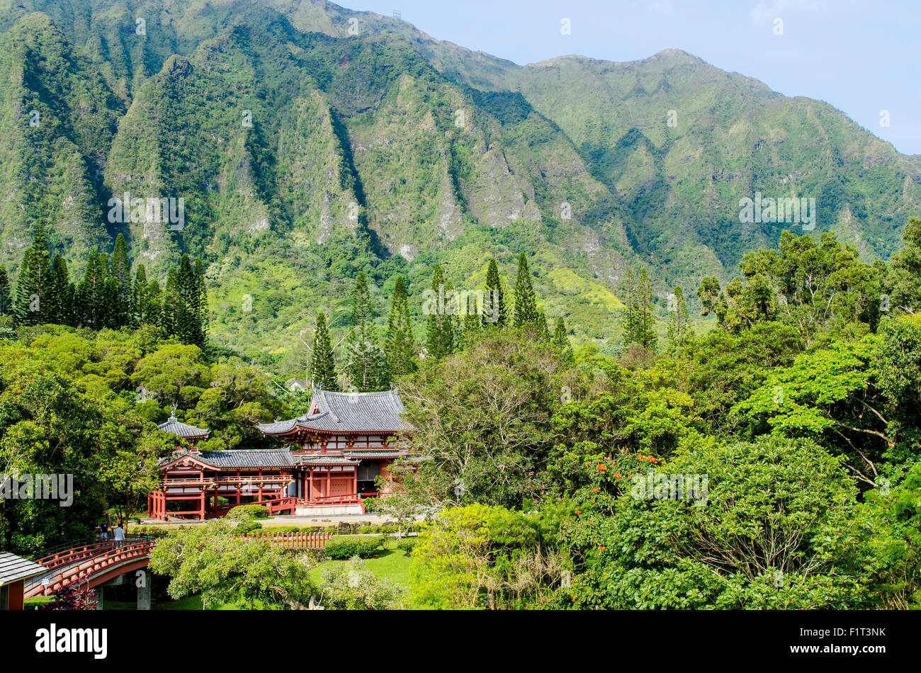 Tempio Byodo-In, Valle dei Templi, Kaneohe, Oahu, Hawaii, Stati Uniti d'America, il Pacifico Foto Stock