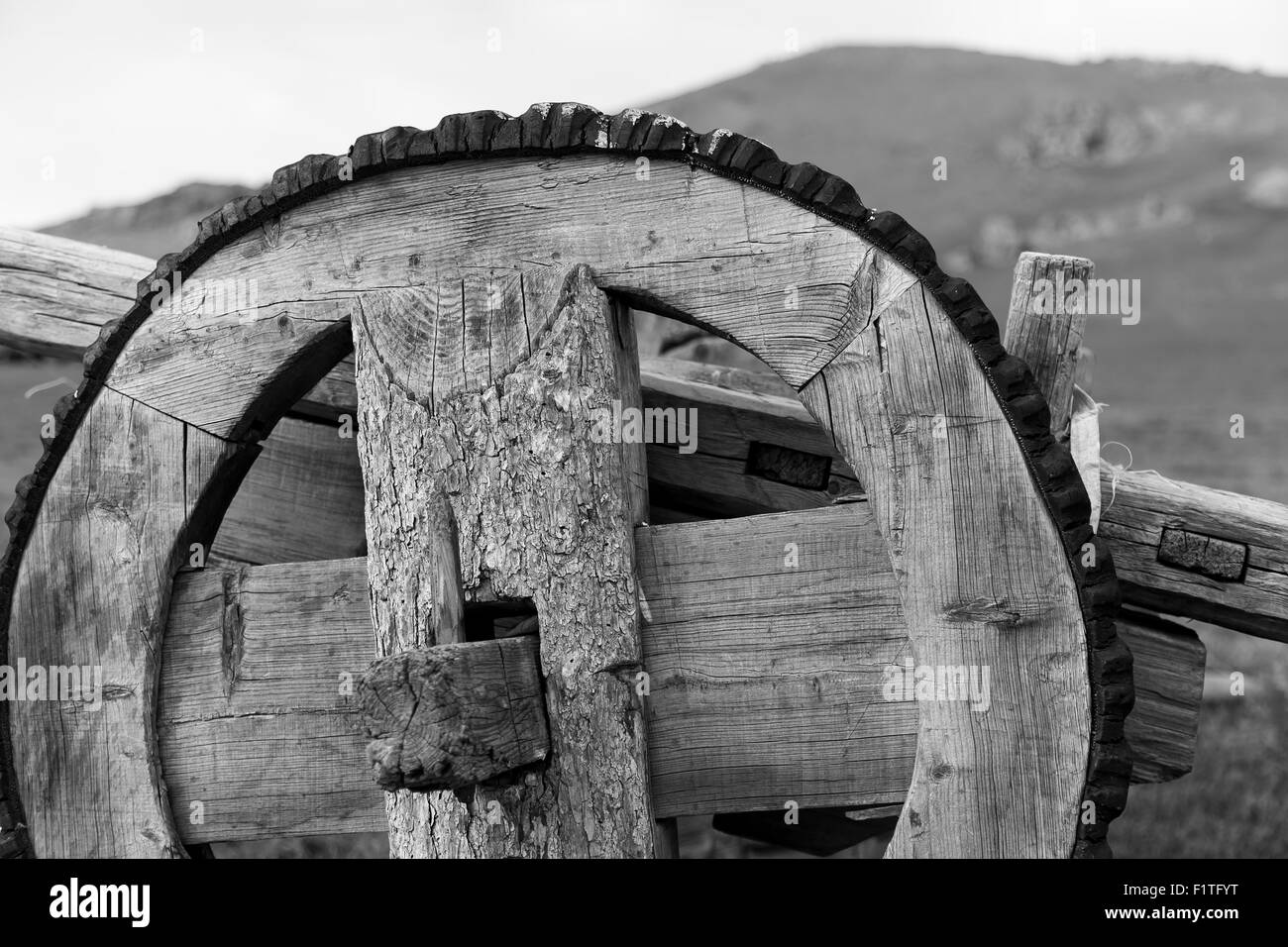 Vecchia ruota in legno Foto Stock