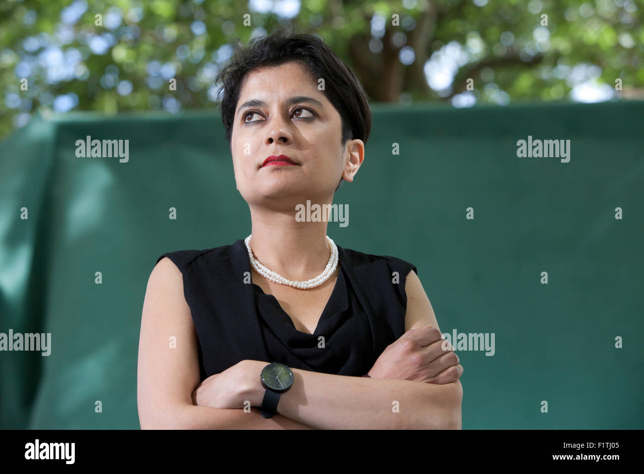 Sharmishta 'Shami' Chakrabarti CBE, il direttore di libertà, al Edinburgh International Book Festival 2015. Edimburgo, Scozia. 19 Agosto 2015 Foto Stock