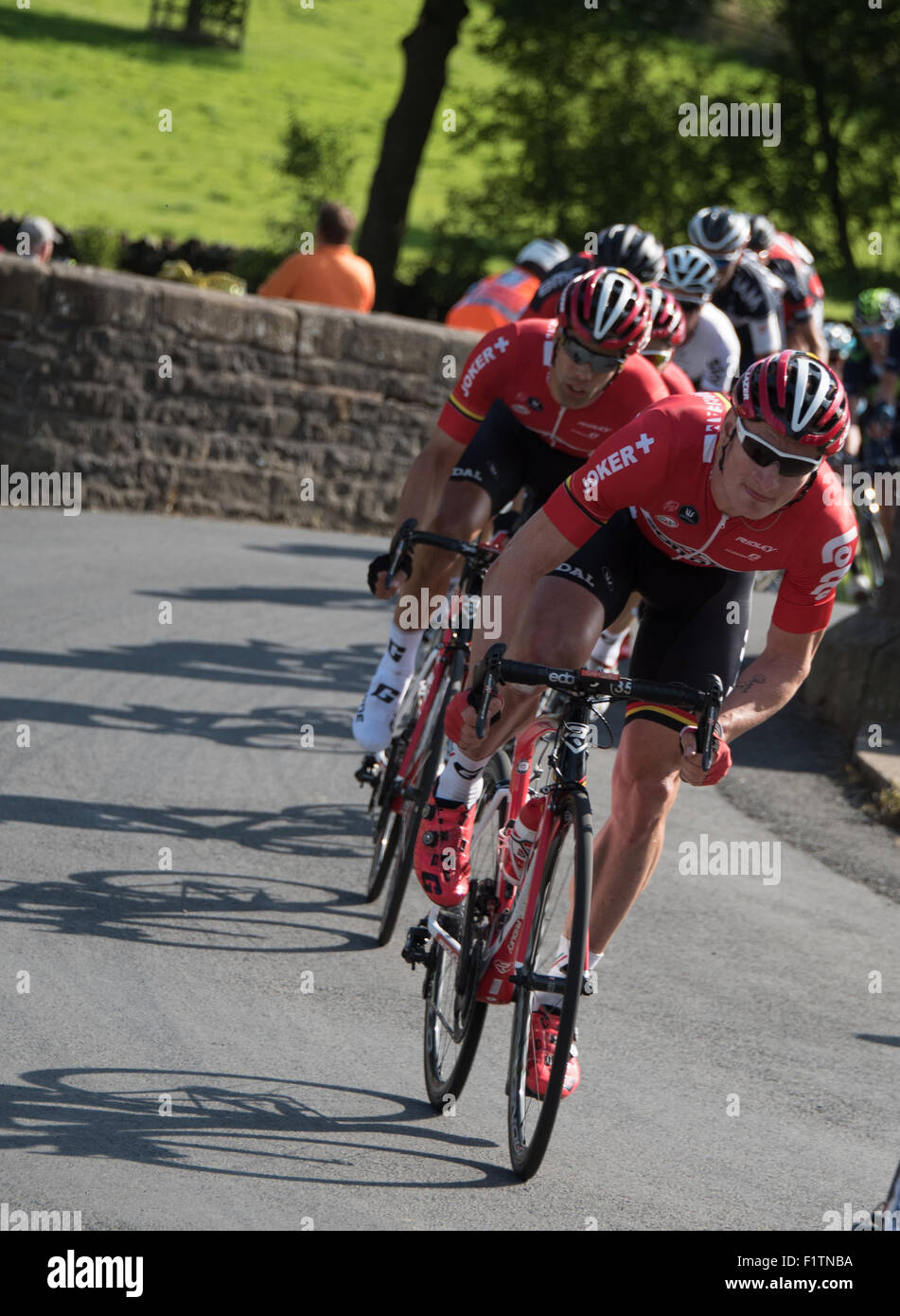 Downham village, Lancashire, Regno Unito. Il 7 settembre, 2015. Fase 2 Aviva tour della Gran Bretagna gara ciclistica in Downham village, nel Lancashire. André Greipel team Lotto-Soudal. Credito: STEPHEN FLEMING/Alamy Live News Foto Stock