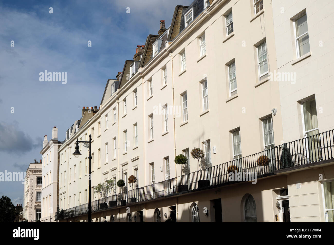 Alloggiamento a schiera sulla fila di Chester in London SW1 UK KATHY DEWITT Foto Stock