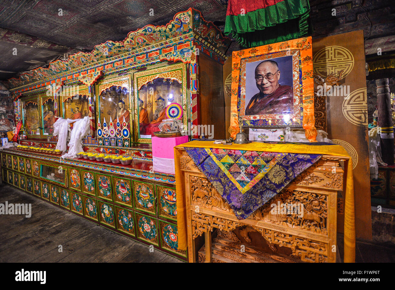 India Jammu Kashmir Ladakh camera con le immagini del Dalai Lama Foto Stock