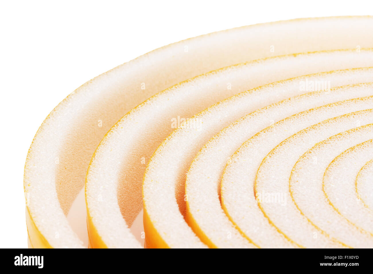 Schiuma rullo isolato su uno sfondo bianco. Foto Stock