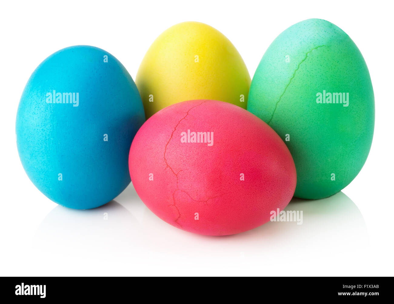 Colorate le uova di Pasqua isolato su uno sfondo bianco. Foto Stock