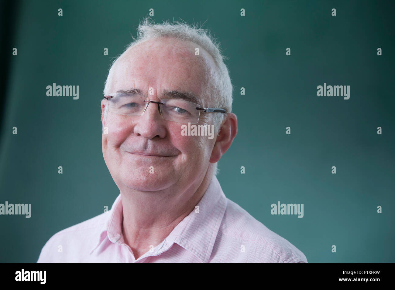 John Coyle, editor e Senior Lecturer in Letteratura inglese all'Università di Glasgow, a Edinburgh International Book Festival 2015. Edimburgo, Scozia. 20 Agosto 2015 Foto Stock