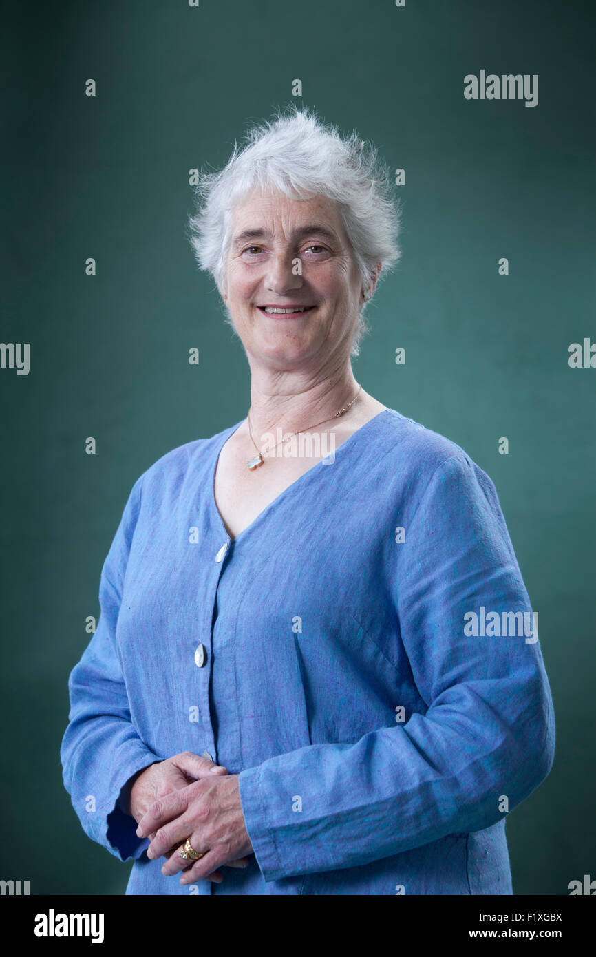 Valerie Gillies, la prima donna Makar (poeta laureato) di Edimburgo, all'Edinburgh International Book Festival 2015. Edimburgo, Scozia. 20 Agosto 2015 Foto Stock