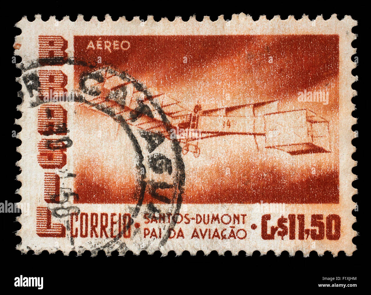Timbro stampato dal Brasile mostra il cinquantesimo anniversario del Dumont il primo più pesanti dell'aria, di volo circa 1956. Foto Stock