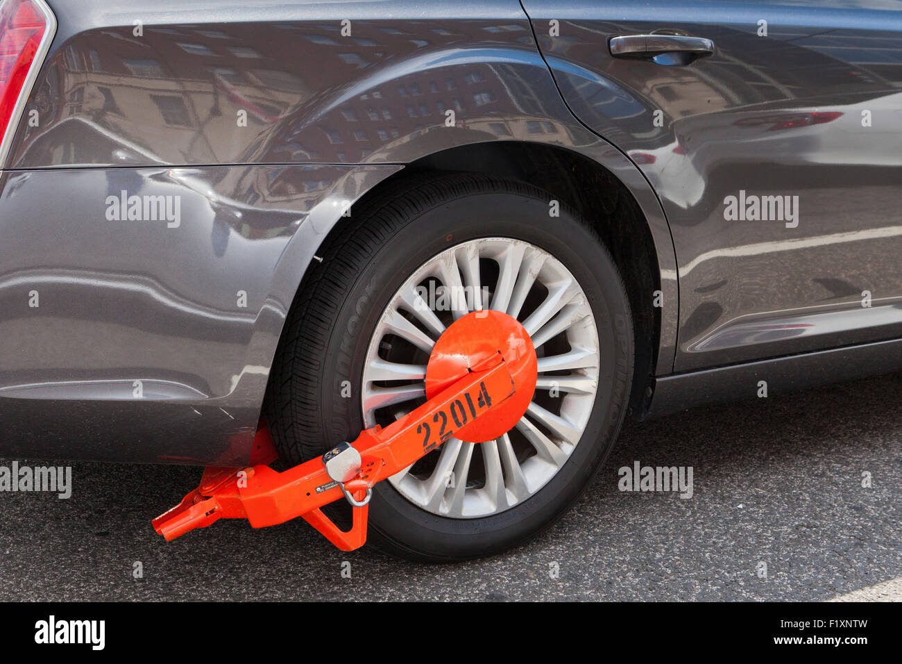 Il bloccaggio delle ruote di auto - USA Foto Stock