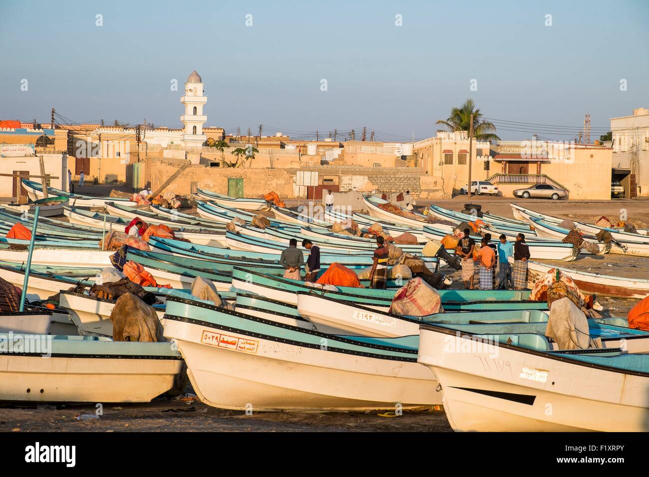 Il sultanato di Oman, gouvernorate di cenere Sharqiyah, Ashkarah al porto di pesca Foto Stock