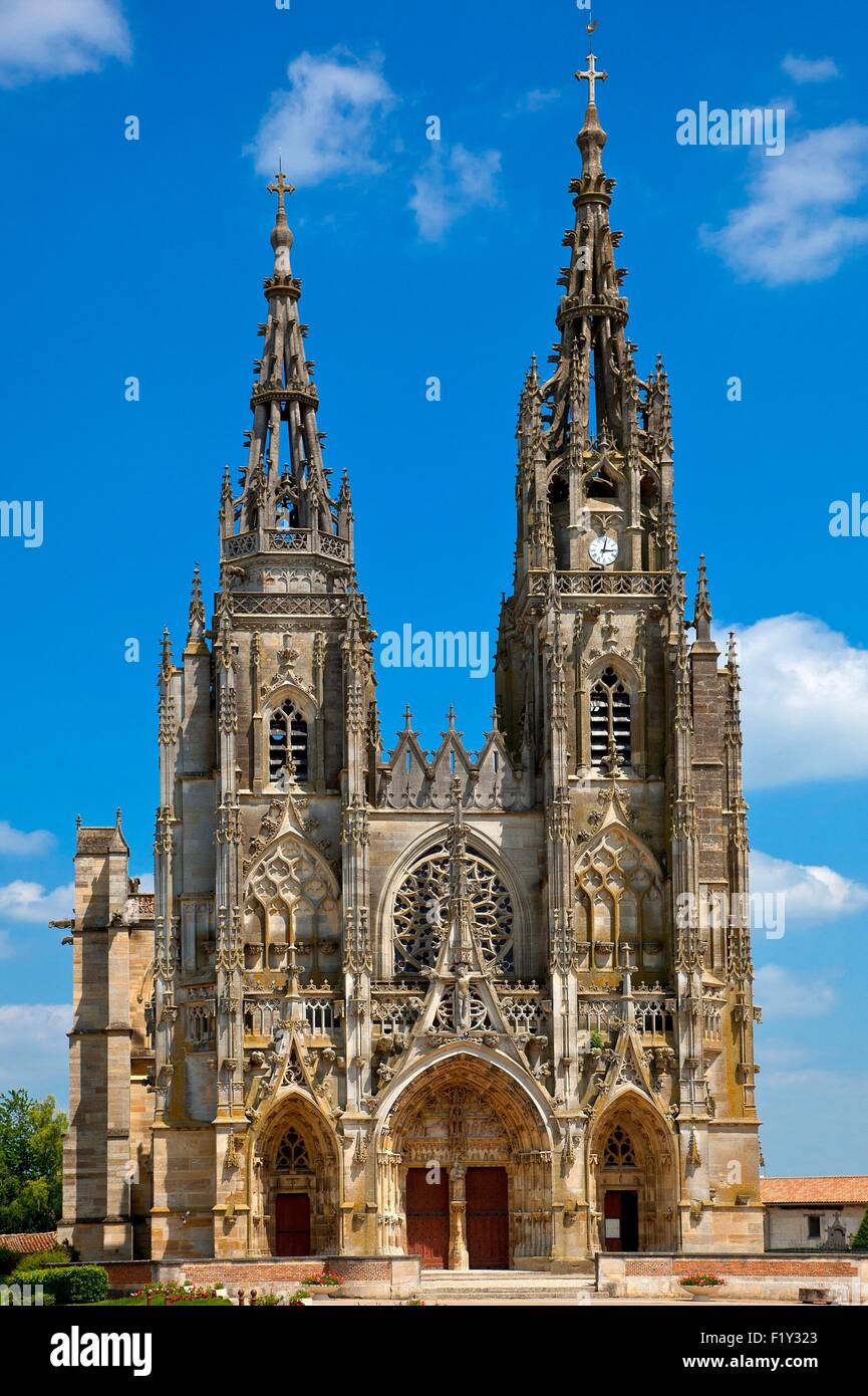 Francia, Marne, l'Epine, fermata sulla via di San Giacomo sono classificati come patrimonio mondiale dall'UNESCO, la basilica di Notre Dame Foto Stock