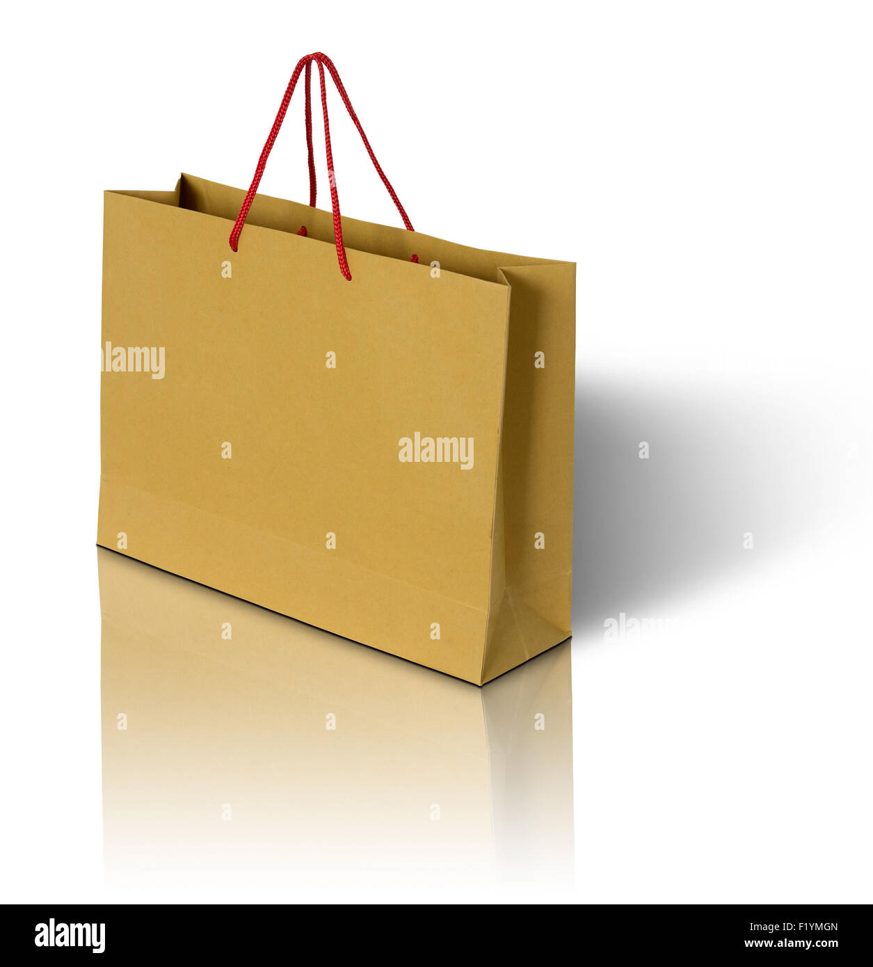 Carta marrone borsa su sfondo bianco Foto Stock