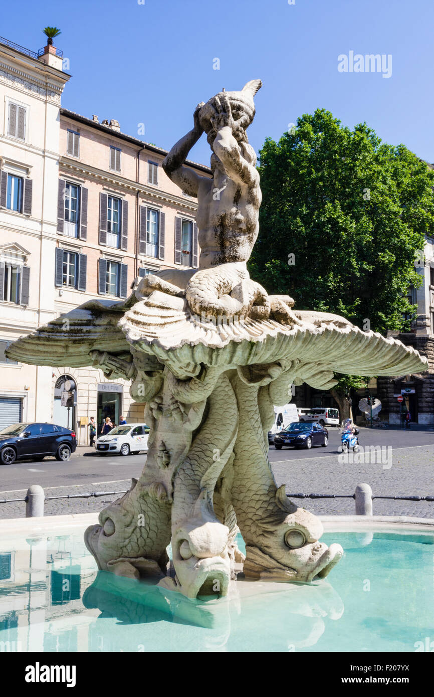 Fontana del Tritone in piazza Barberini, Roma, Italia Foto Stock