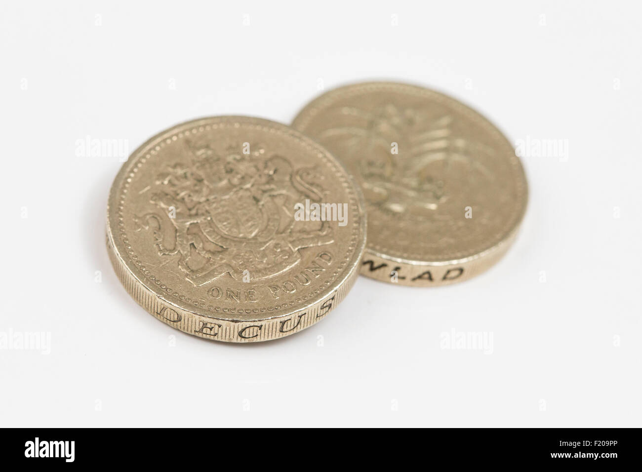 Due Pound monete Valuta inglese Foto Stock