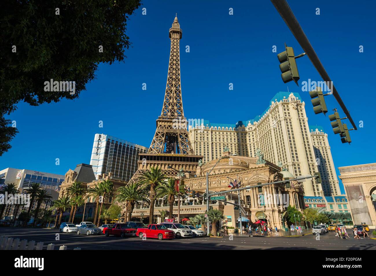 Stati Uniti, Nevada, Las Vegas Strip e Paris-Las Vegas Hotel Foto Stock