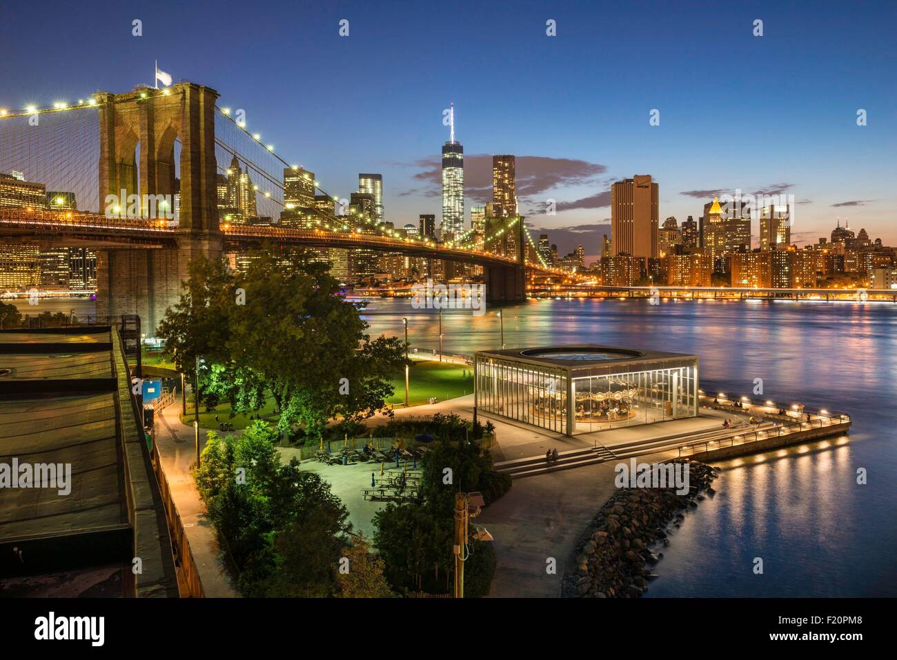 Stati Uniti, New York, Brooklyn, Ponte di Brooklyn e la vista di Manhattan Foto Stock