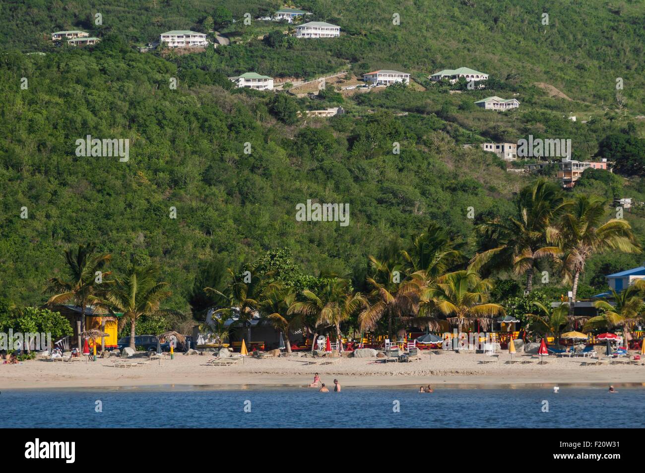 Francia, French West Indies, Saint Martin isola, lato francese, Friar's Bay dal mare Foto Stock