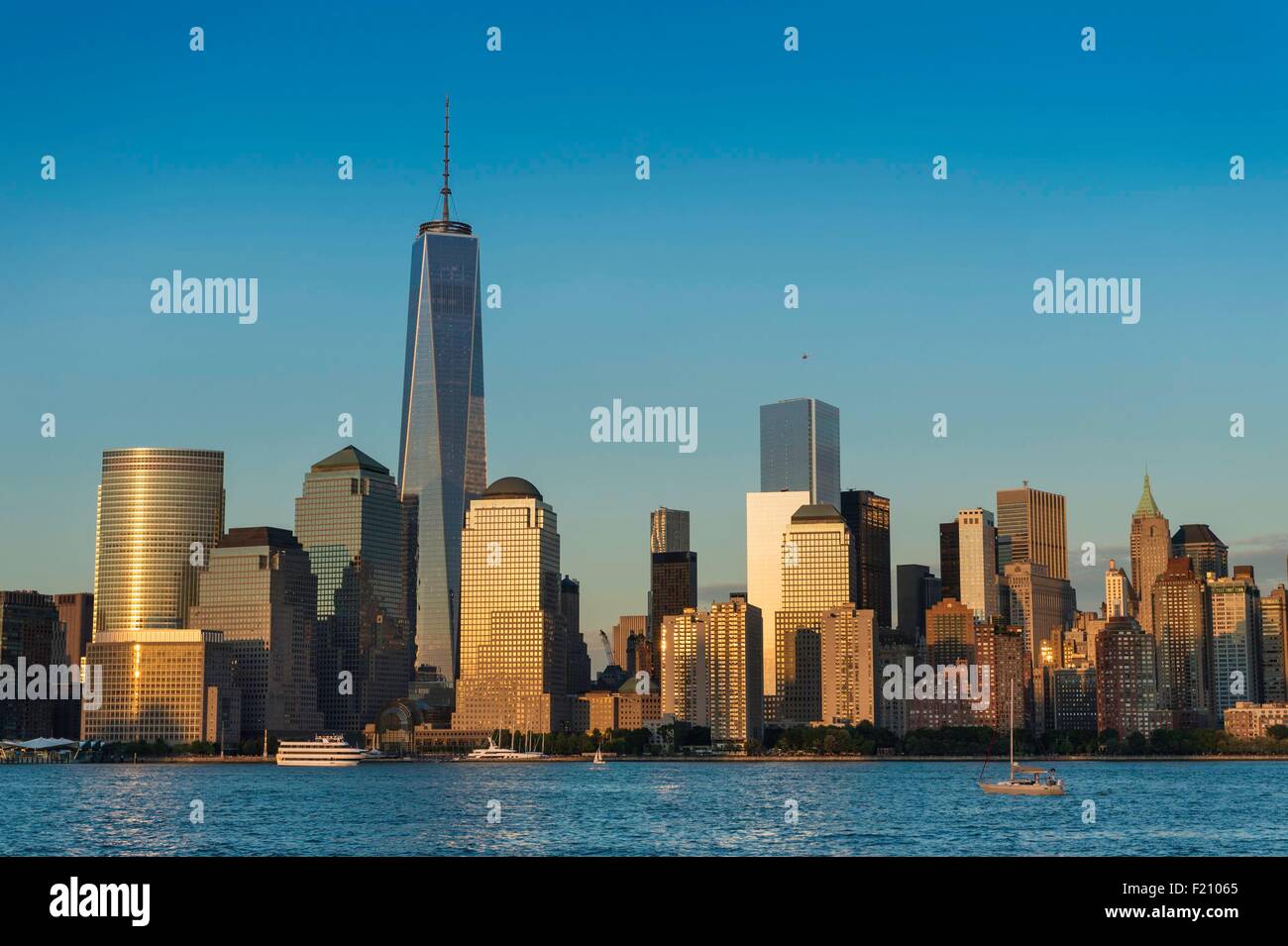 Stati Uniti, New York City, Manhattan cityscape view e one world trade center Foto Stock