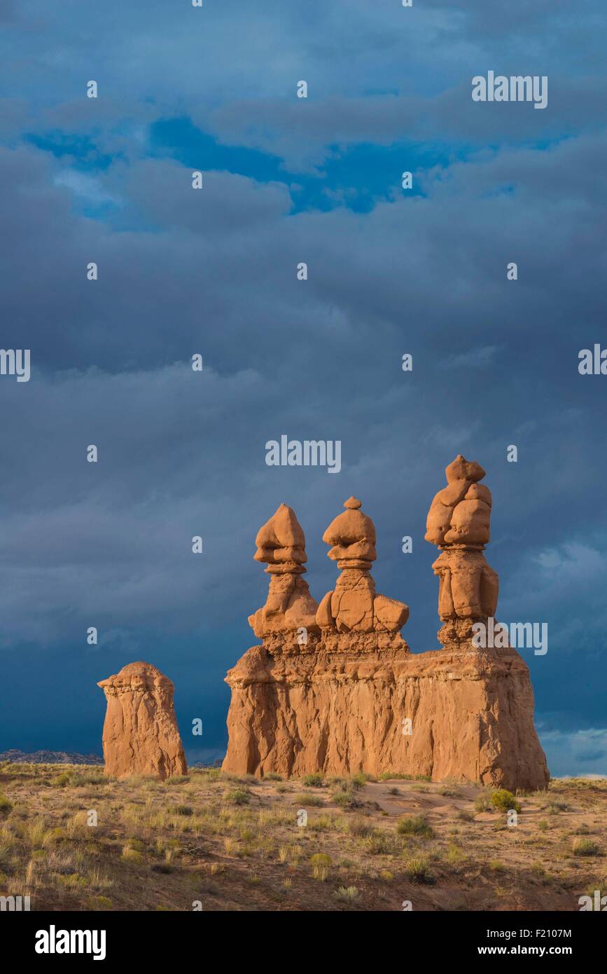 Stati Uniti, Utah, l'Altopiano del Colorado, Goblin Valley State Park vicino a Hanksville, formazioni rocciose chiamato Hoodoo Foto Stock