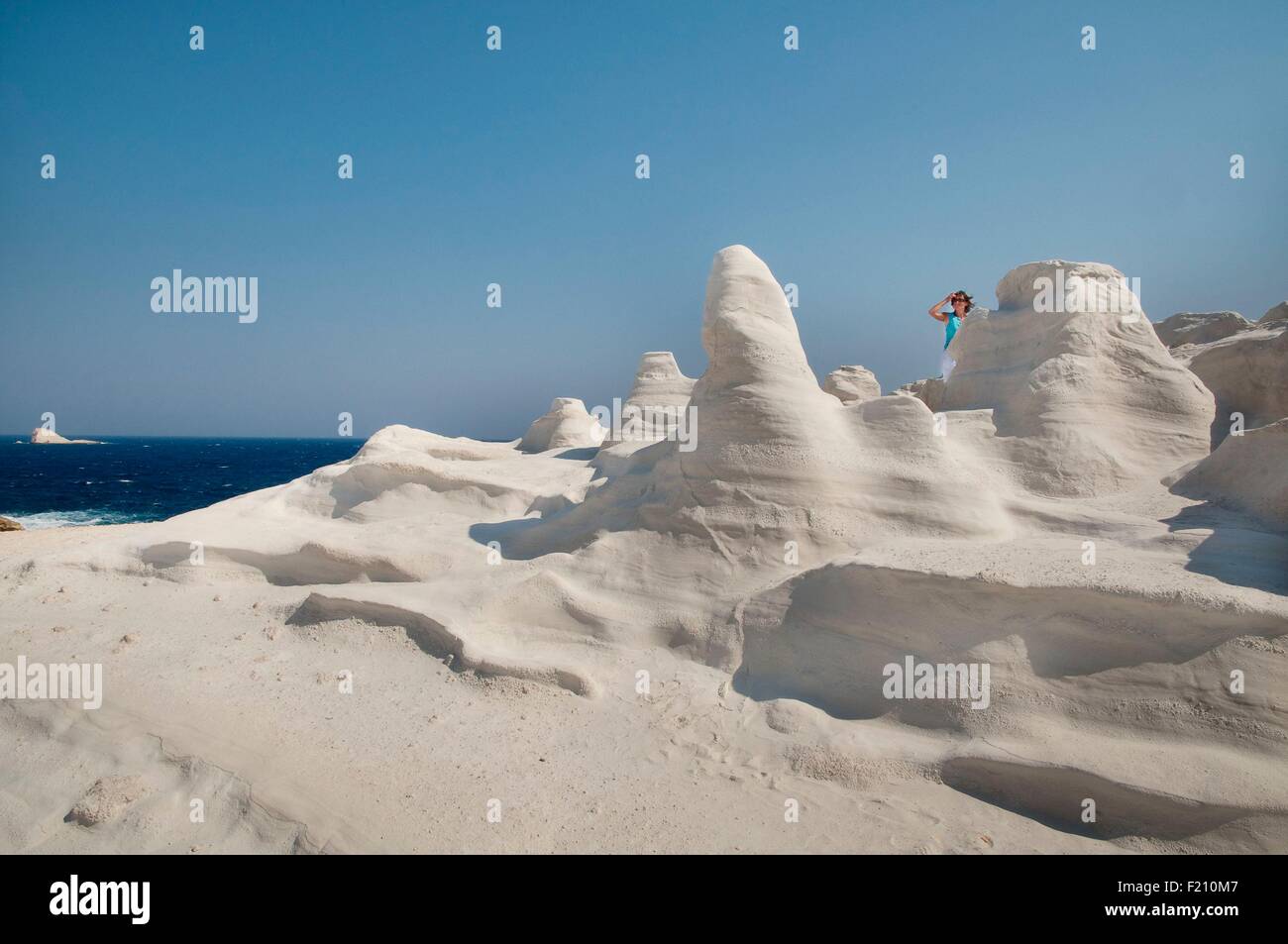 La Grecia, Egeo, Cicladi, isola di Milos, Sarakiniko bay Foto Stock