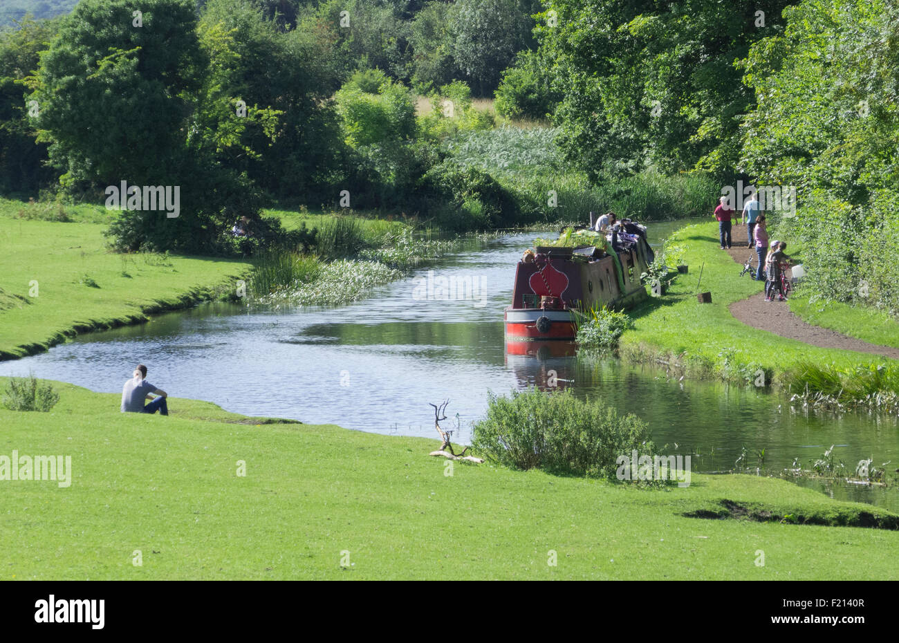 Stourbridge Canal a Bells Mill, Staffordshire, Regno Unito in estate Foto Stock