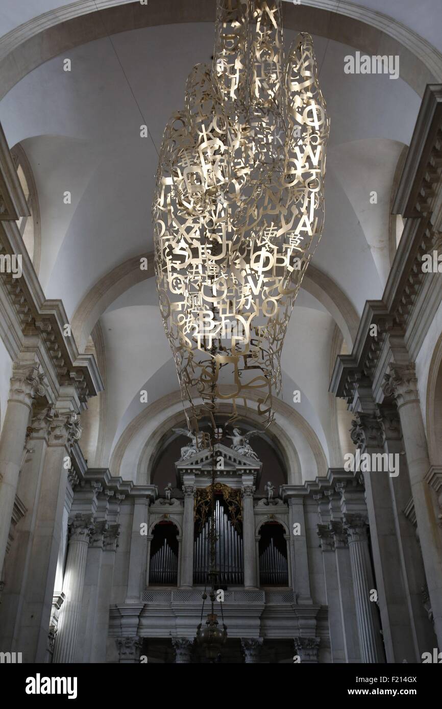 L'Italia, Venezia, mostre d'arte durante la Biennale 2015, insieme a San Georgio maggiore basilica, sculture dell'artista Jaume da Plensa a Foto Stock