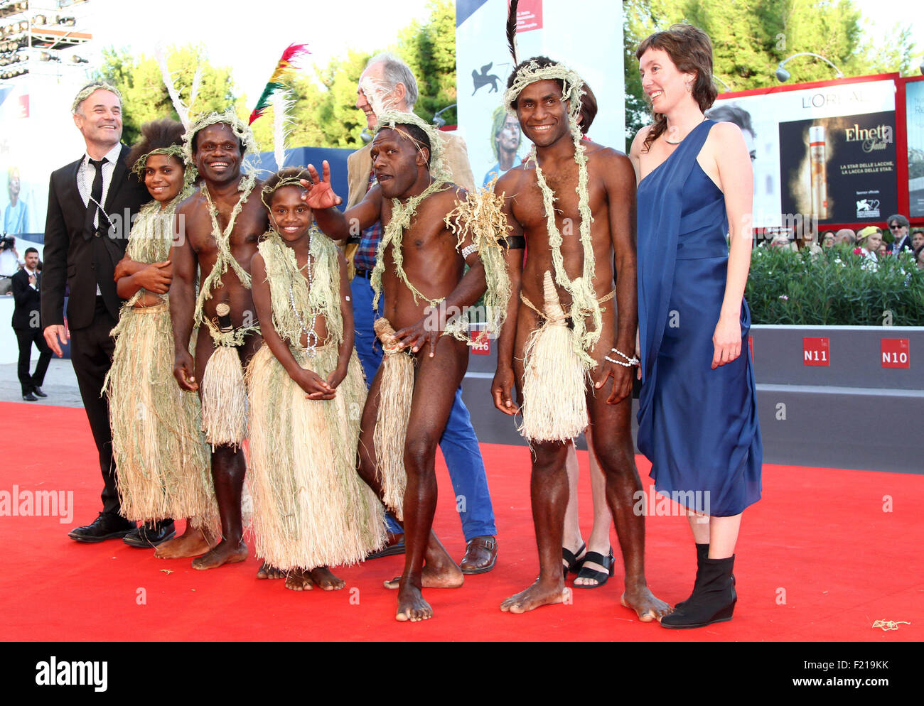 Venezia, Italia. Il 9 settembre, 2015. Un rappresentante dell'Yakel tribù australiana del filmato Tannanwith amministrazione Bentley Dean e Martin Butler assiste 11 minuto Premiere durante la 72a Mostra del Cinema di Venezia il 09 settembre, 2015 a Venezia Credit: Andrea Spinelli/Alamy Live News Foto Stock