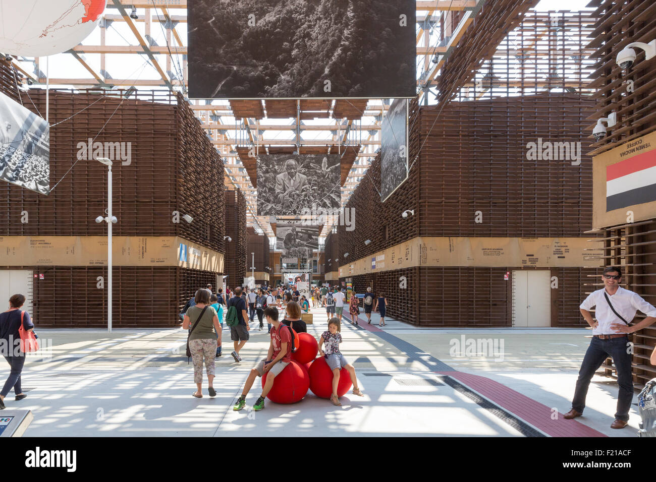 Milano, 12 agosto 2015: Dettaglio dello Yemen il padiglione alla fiera Expo 2015 Italia. Foto Stock