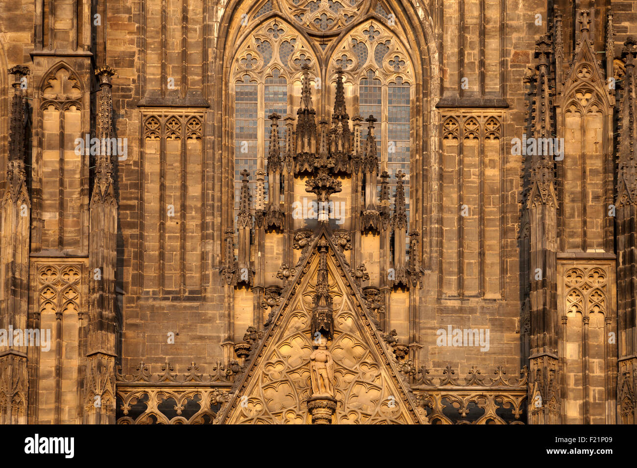 Particolare della facciata del Duomo di Magdeburgo, Magdeburgo, Sassonia-Anhalt, Germania Foto Stock