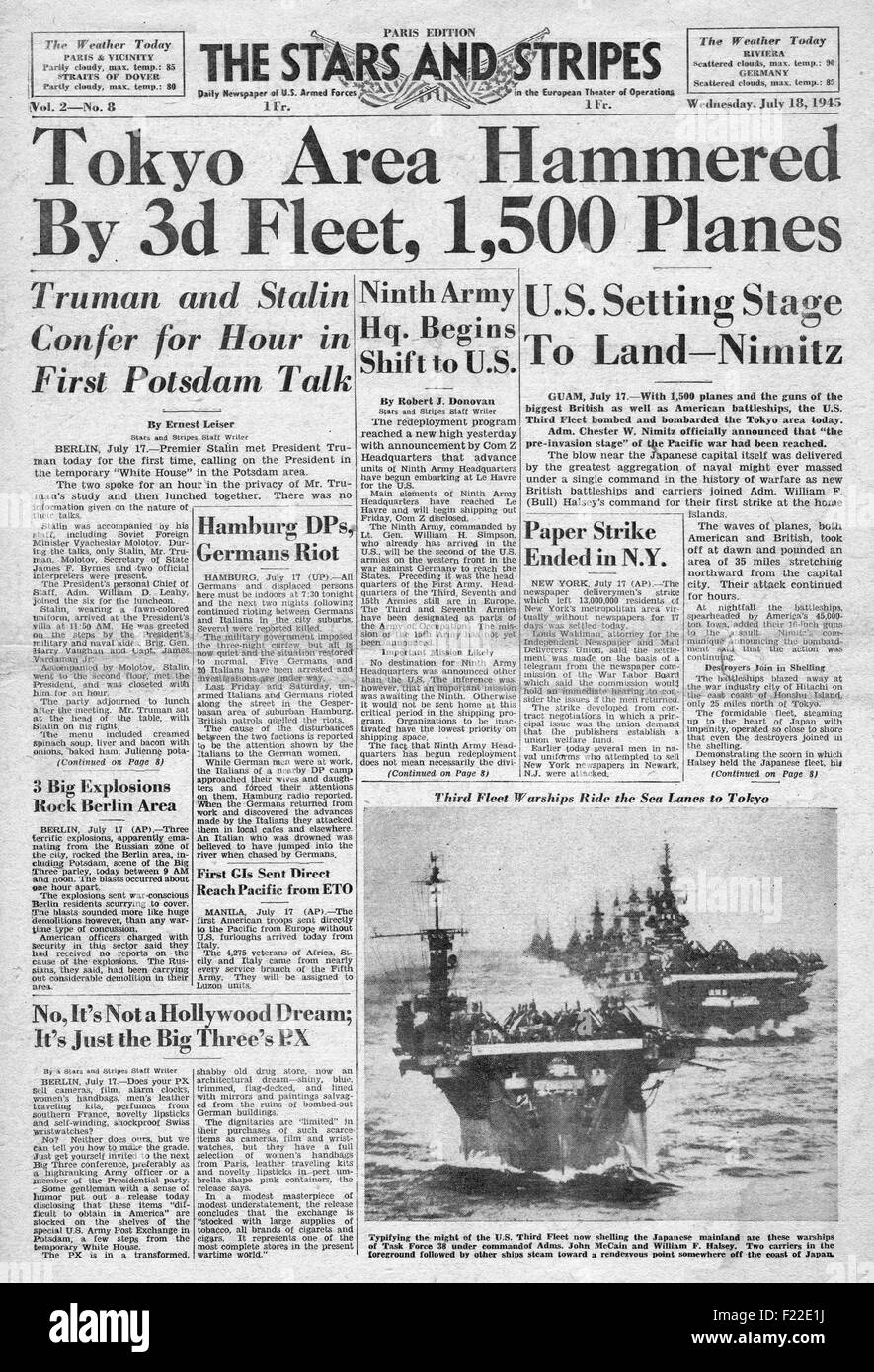 1945 a stelle e strisce (militari Usa Giornale) pagina anteriore reporting U.S. Air Force bomba Tokyo Foto Stock