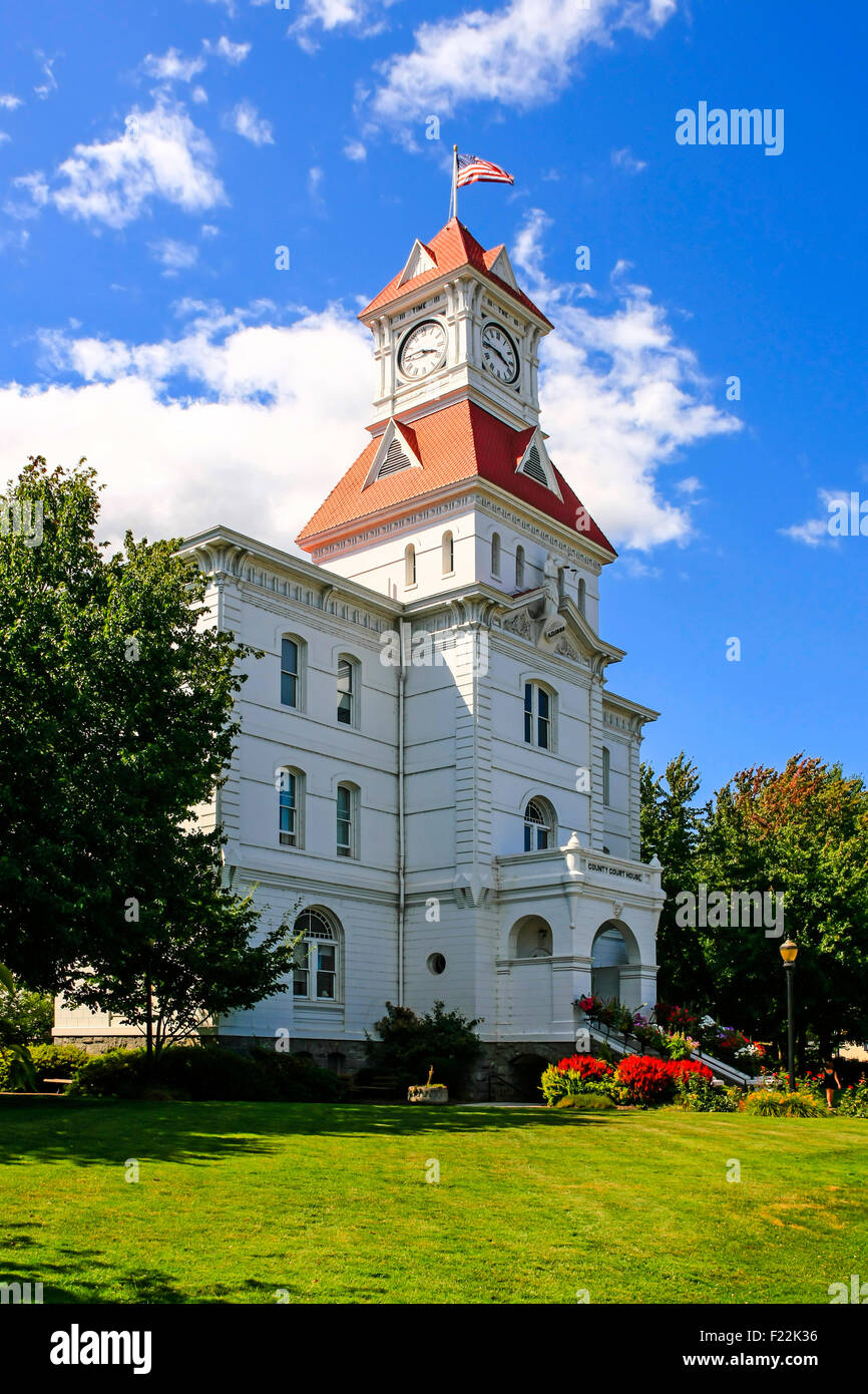 La Benton County Courthouse costruito nel 1888 e situato tra NW 4 St e Jackson e Monroe Sts in Corvalis, Oregon. Foto Stock