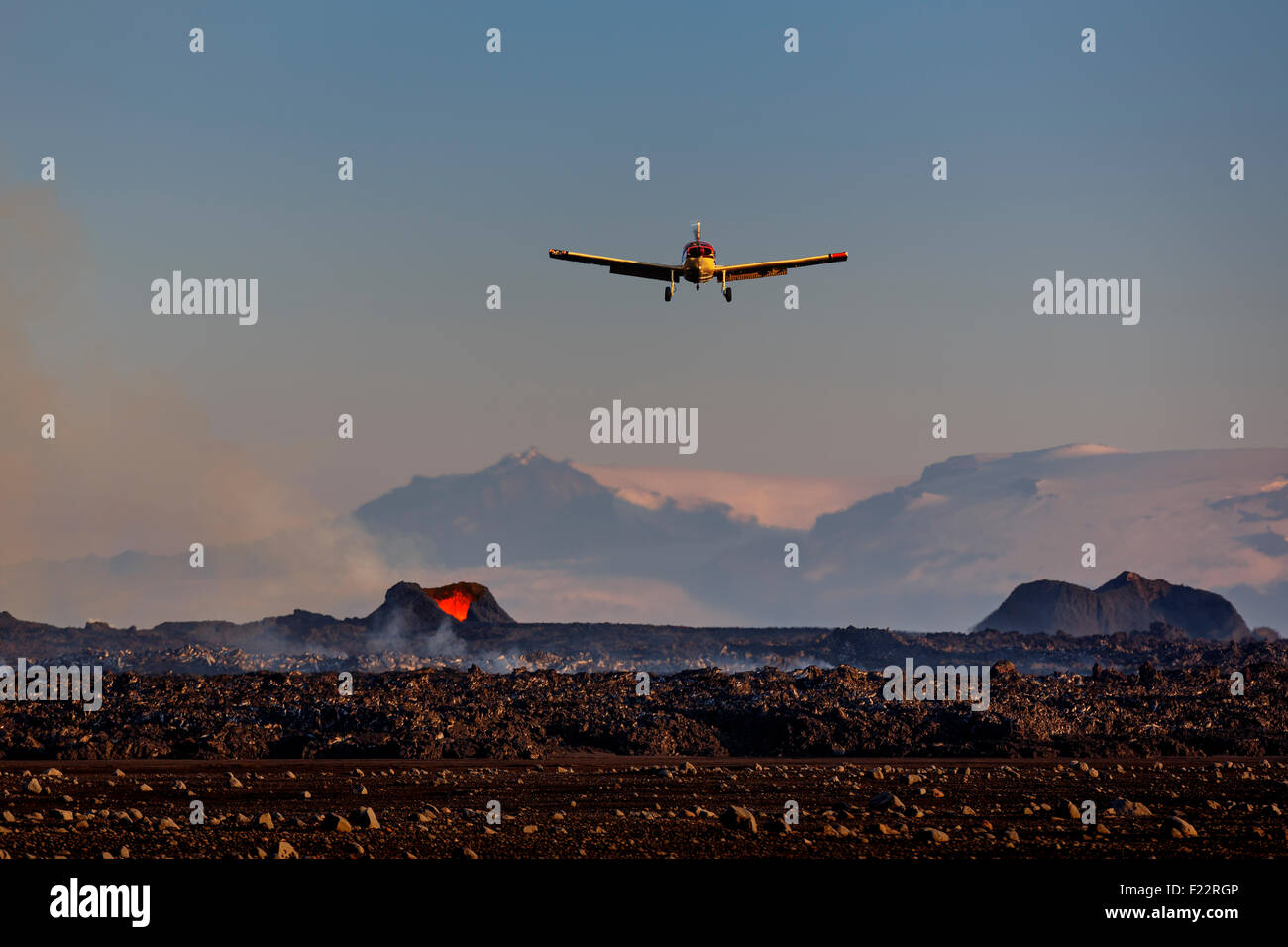 Piccolo aereo dall'eruzione del vulcano a fessura Holuhraun, Vulcano Bardarbunga, Islanda. Foto Stock