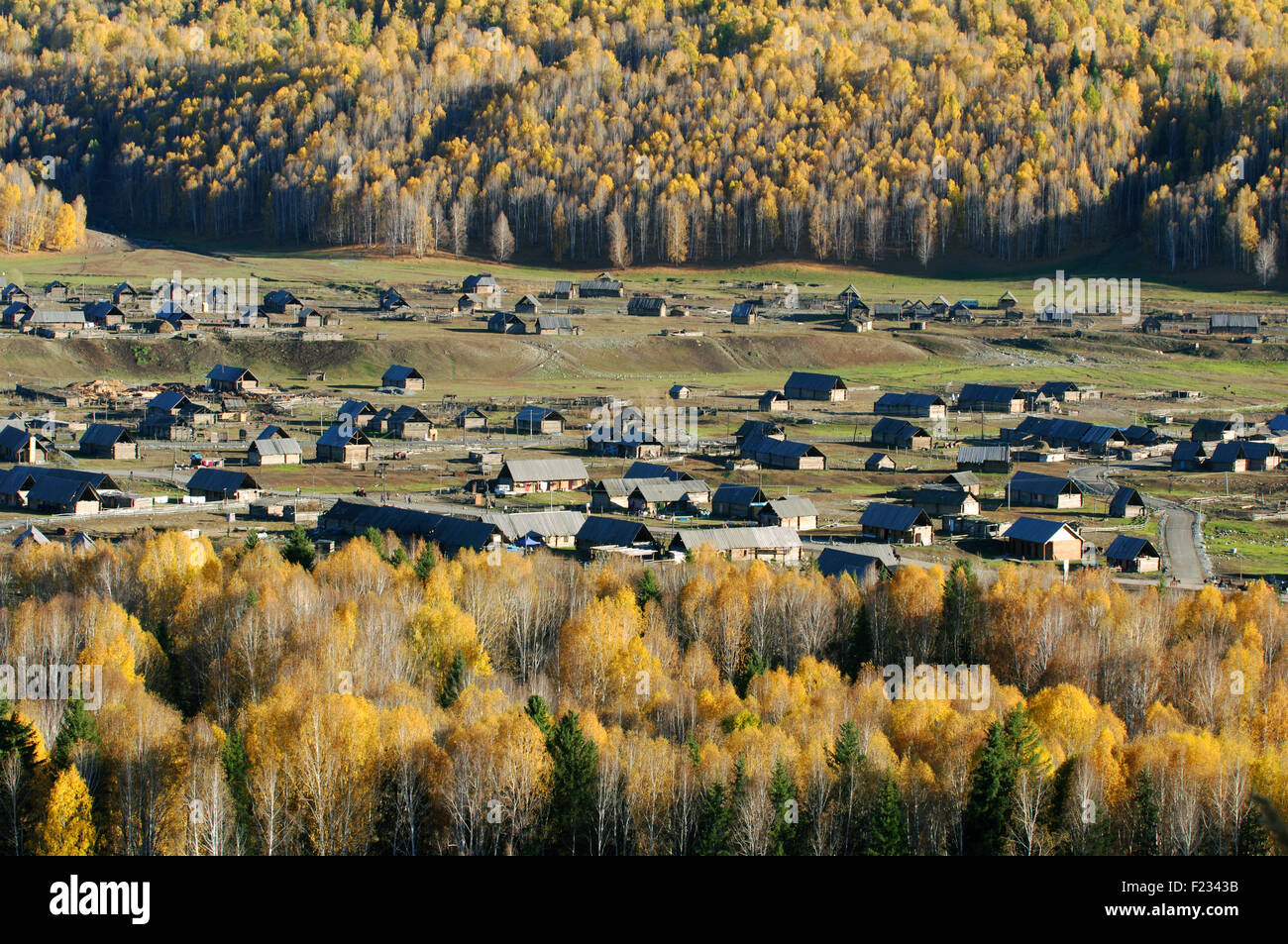 Il più bel villaggio in autunno Foto Stock