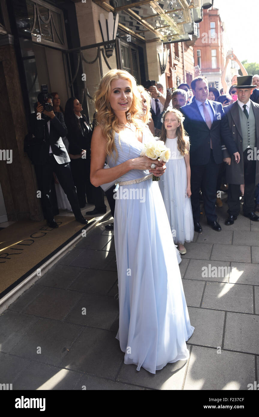 Paris Hilton lasciando hotel con Nicky Hilton offre: Paris Hilton dove: Londra, Regno Unito quando: 10 Lug 2015 Foto Stock