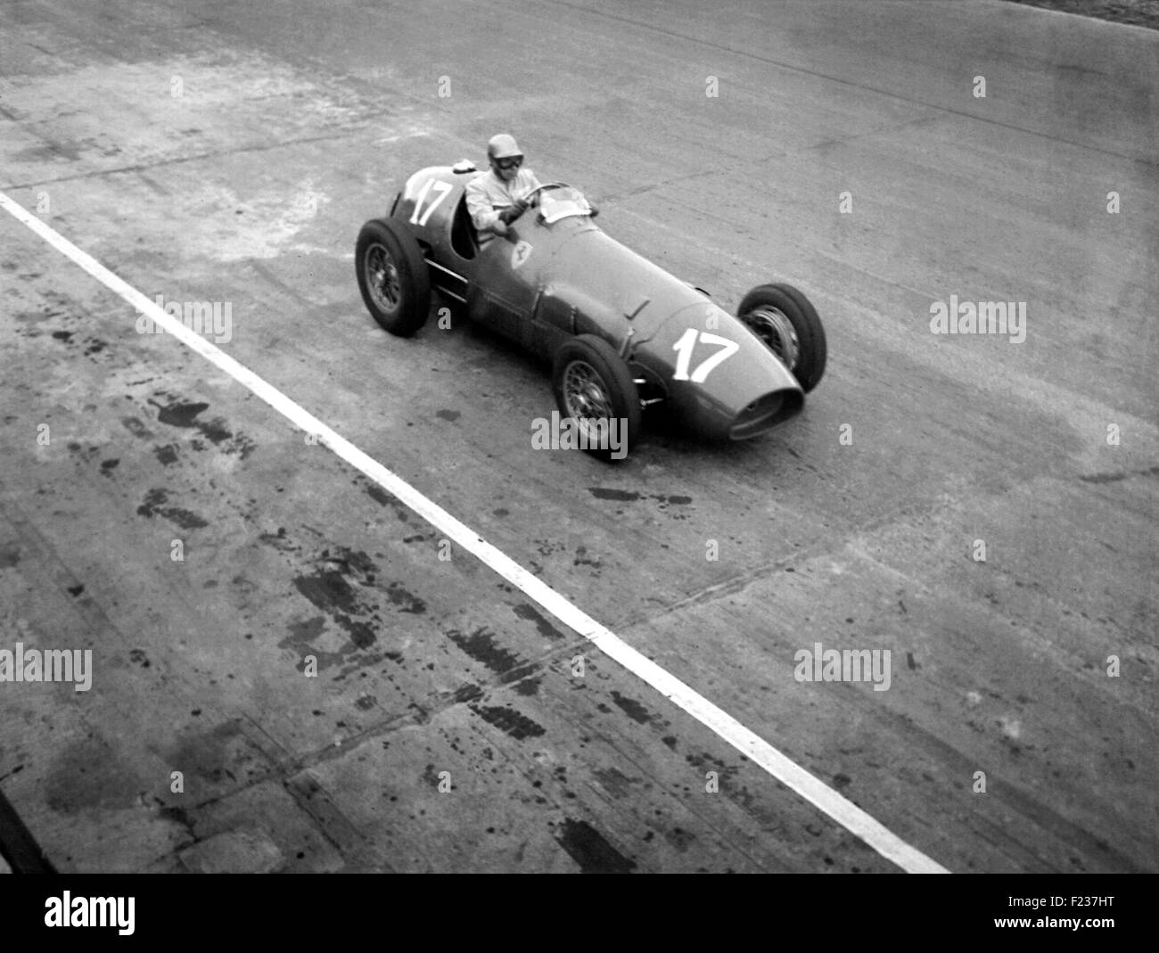 Taruffi alla guida di una Ferrari 500 nel GP di Germania 1952 Foto Stock