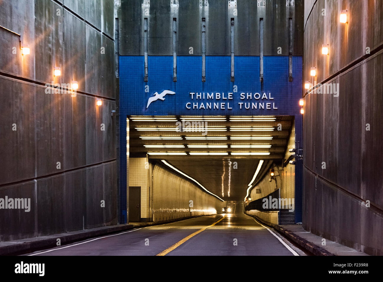 Il ditale Shoal Tunnel sulla Chesapeake Bay Bridge, Maryland, Stati Uniti d'America Foto Stock