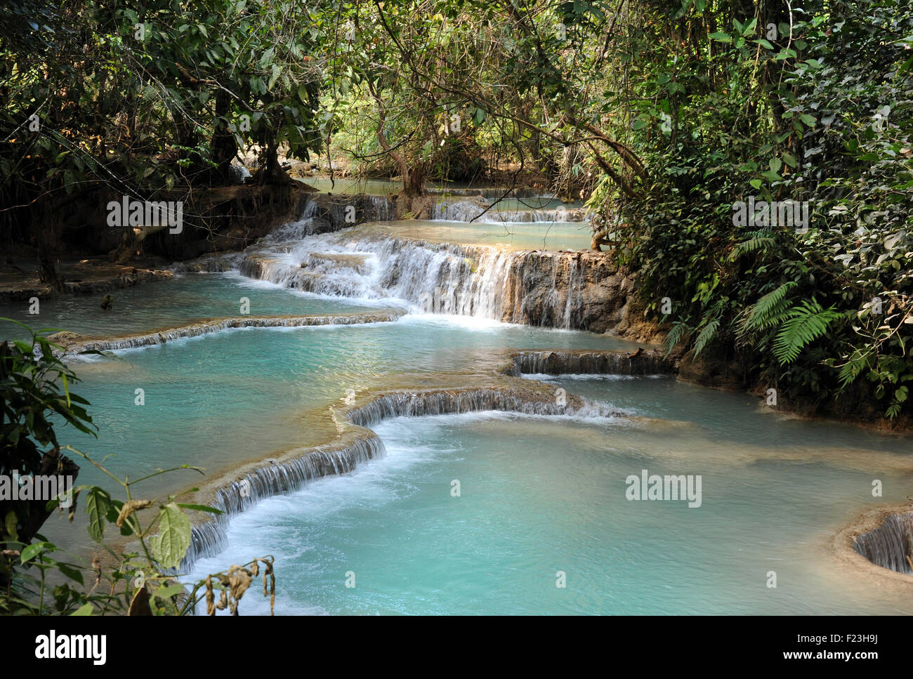 Khouang-Sy falls, 30km S di Luang Prabang. Un popolare escursione Foto Stock
