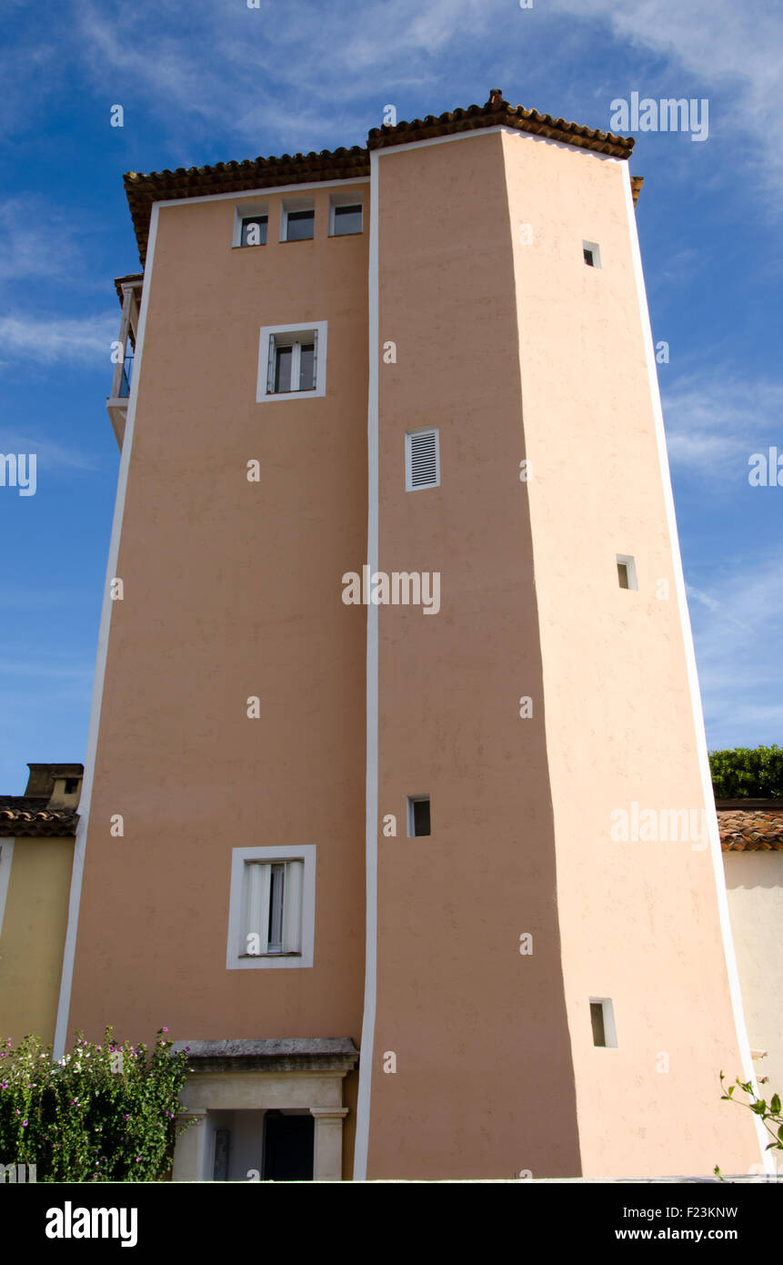 Facciata di architettura degli edifici bellissimi edifici di colore beige Foto Stock