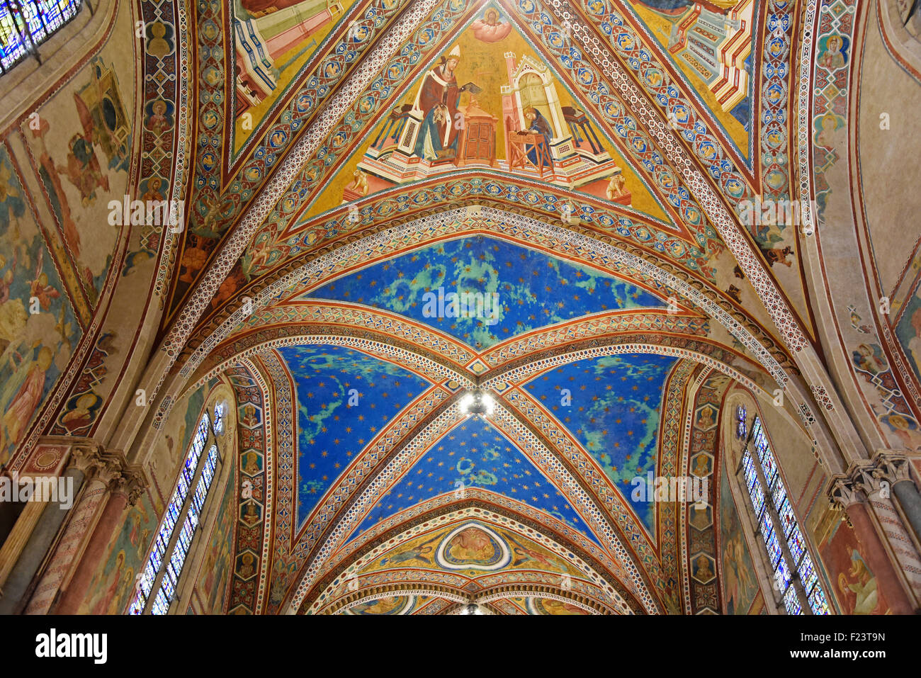 Basilica Superiore Assisi Affreschi Immagini e Fotos Stock - Alamy