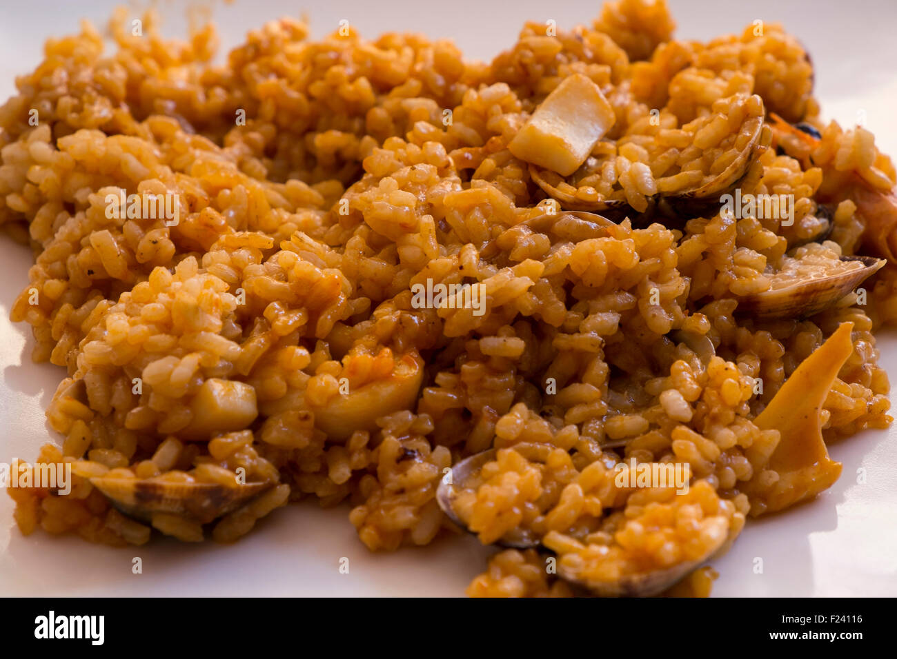Tipico spagnolo paella di frutti di mare Foto Stock