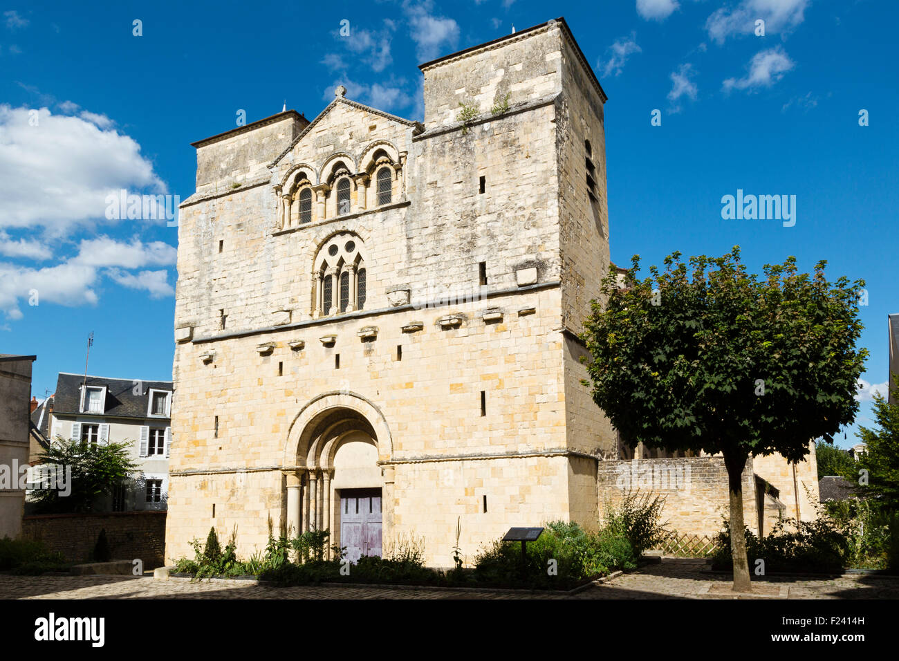 La chiesa Saint Etienne, Nevers, Nièvre, Francia Foto Stock